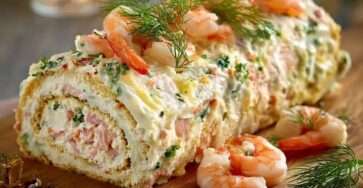 Bûche salée aux saveurs de la mer garnie de crevettes, saumon fumé et aneth frais