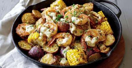 Poêlée de crevettes pommes de terre sauce crémeuse maison