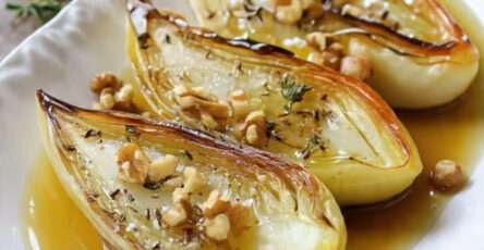 Endives rôties thym miel et noix de Grenoble fondantes au four
