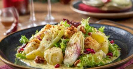 Salade tiède endives pommes de terre avec fromage fondant et noix