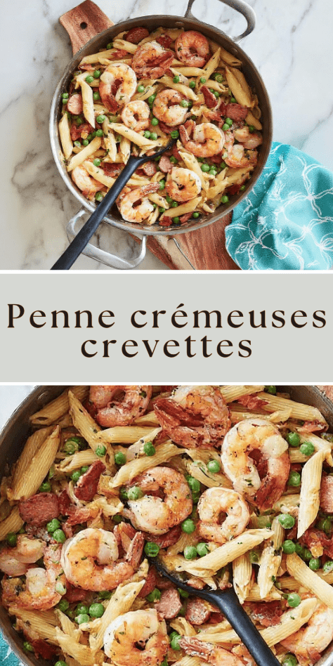 Penne crémeuses crevettes saucisse et petits pois servies chaudes dans une assiette
