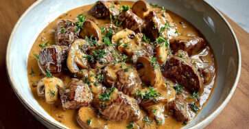 Bœuf Stroganoff crémeux champignons sauce