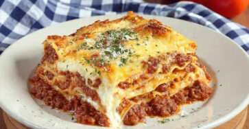 Lasagnes fondantes à la viande hachée gratinées