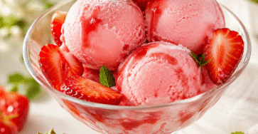 Sorbet fraise-yaourt crémeux sans sorbetière